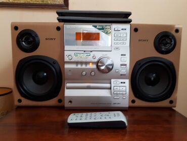 Zvučnici i stereo sistemi: Samsung linija kao nova, odlicno ocuvana. Poseduje autoriverzni — 12