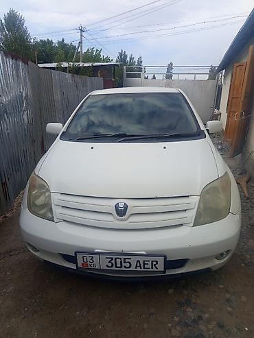ist: Toyota Ist: 2002 г., 1.5 л, Хэтчбэк — 4