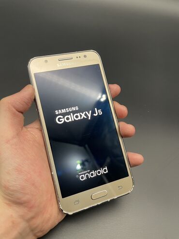 Samsung: Samsung Galaxy J5, Б/у, 8 GB, цвет - Золотой, 2 SIM