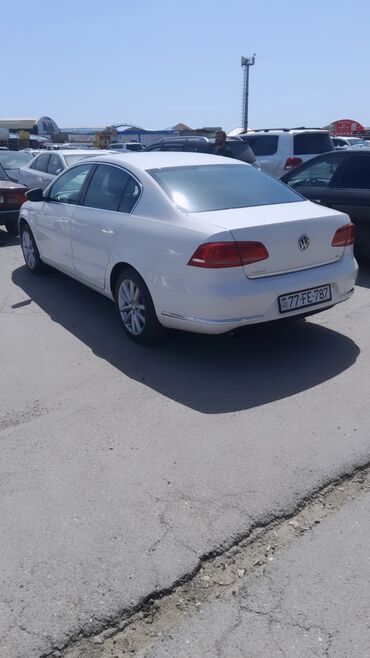 volkswagen passat: Volkswagen : 1.8 л | 2012 г. Универсал