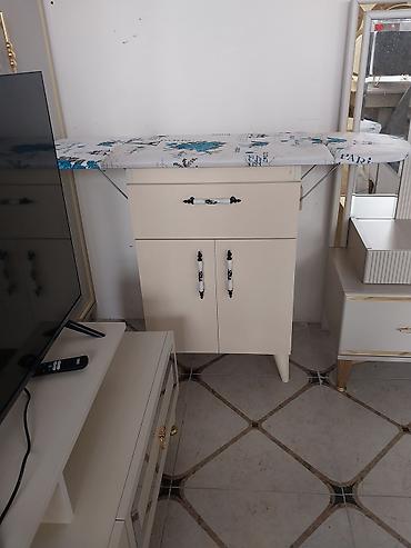 kamot guzgu: Mebel dəsti – qonaq və yataq otağı üçün tam komplekt Tərkib: - Yumşaq — 2