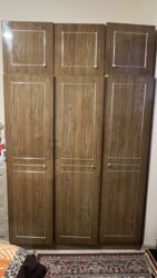 шкаф массив дерева: Шифоньер, Б/у, Прямой, цвет - Коричневый, Дерево