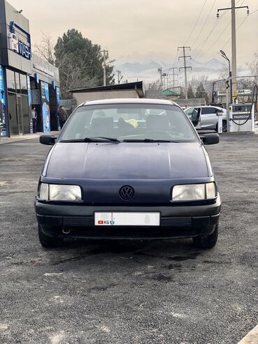 пассат b4: Volkswagen Passat: 1992 г., 2 л, Механика, Бензин, Седан