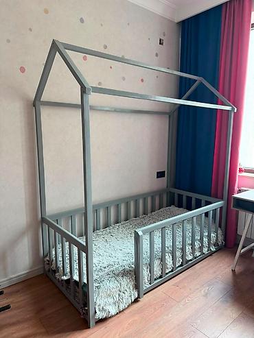 Montessori kravat 190/80 di Matrasi daxildi 130man satilir Unvan