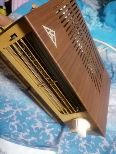 Kaloriferi: Grejalica KONTAKT ZAGREB ispravna, 2000 W
Lepo greje na lalafo.rs — 3 Kaloriferi: Grejalica KONTAKT ZAGREB ispravna, 2000 W
Lepo greje — 3