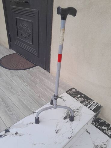 туалетная, парфюмированная вода: 3 ayaqlı cəlik 20 manat qoltuq altı 25 manat