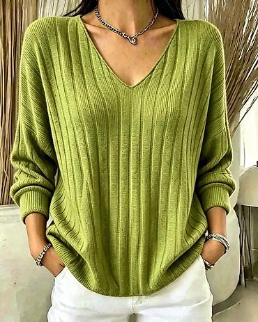 pull: Bluzica
Cena 2200 
Od s do 2xl
Vel.17 — 8