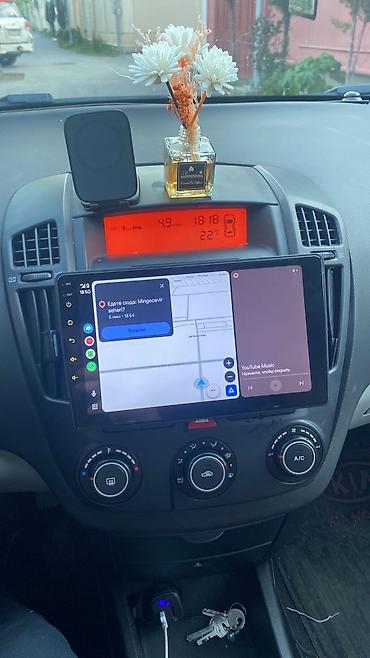 Kia: Kia cee’d hatchback Xüsusiyyətlər: - Kuzov: 5 qapılı hatchback - — 12