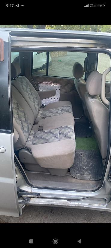 калганы: Nissan Liberty: 2000 г., 2 л, Вариатор, Вэн/Минивэн — 6