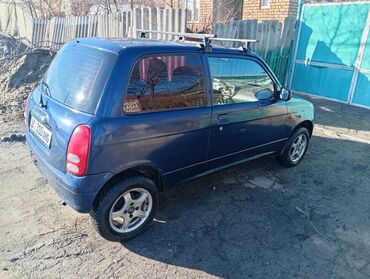 Другие автомобили: Компактный хэтчбек синего цвета с 3 дверями. Практичный городской — 1