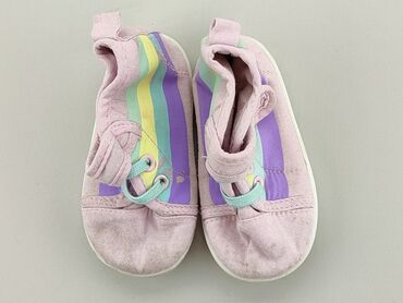 płaskie sandały z zakrytymi palcami: Кросівки 20, Б/в