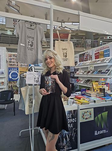 deks rok: Knjiga: Šapice sa hladnog betona – Tina Horvat - Žanr: savremena — 5
