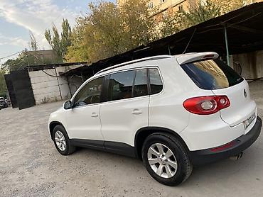 tiguan: Volkswagen Tiguan: 2009 г., 2 л, Автомат, Бензин, Кроссовер — 4
