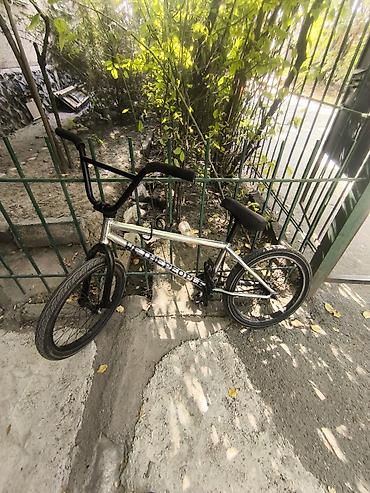 BMX велосипеды: BMX велосипед, Рама M (156 - 178 см), Б/у — 2