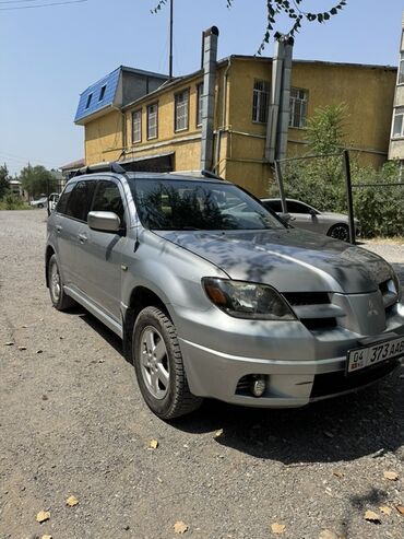 кредит на машину: Mitsubishi Outlander: 2004 г., 2.4 л, Автомат, Бензин, Жол тандабас