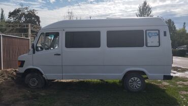 mercedesbenz sprinter гурзавой: Автобус, 1991 г.