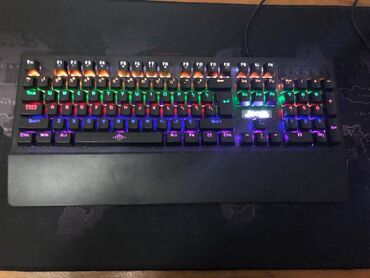 Klaviaturalar: Продам механическую RGB клавиатуру Jedel Kl90 Деффекты: 2 клавиши