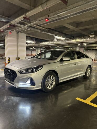 Hyundai: Hyundai Sonata: 2020 г., 2 л, Автомат, Газ, Седан
