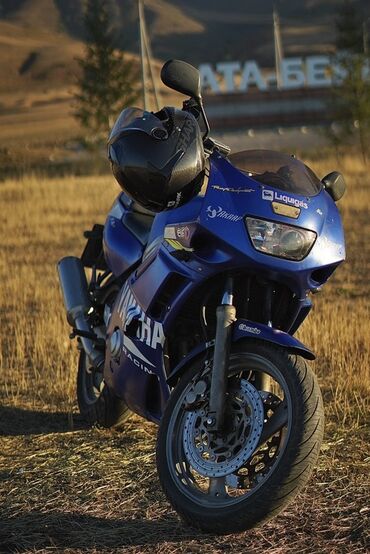 Мотоциклы: Спортбайк Yamaha, 600 куб. см, Бензин, Взрослый