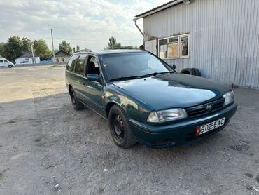 тико машине: Nissan Sunny Wagon, универсал, тёмно‑зелёный цвет. Кузов: - Универсал