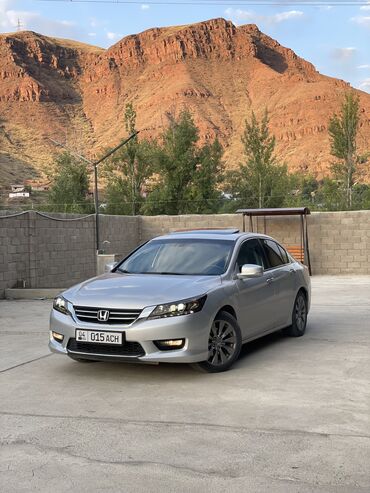 шыны и диски: Honda Accord: 2013 г., 2.4 л, Автоматические, Бензин, Седан