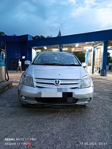 Toyota: Toyota ist: 2003 г., 1.5 л, Автомат, Бензин, Хэтчбэк
