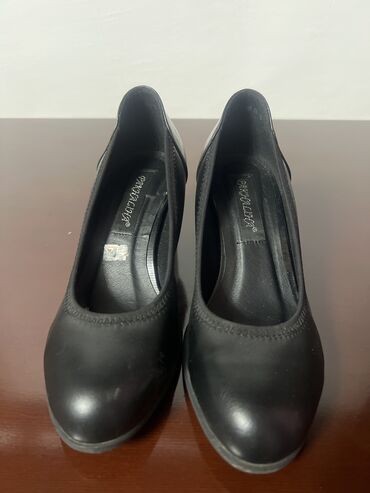 размер 35 босоножки: Туфли 35, цвет - Черный