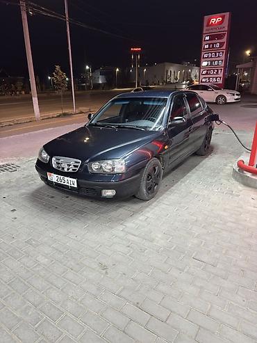 kia sonata: Hyundai Elantra: 2004 г., 1.6 л, Автомат, Бензин, Хэтчбэк — 2