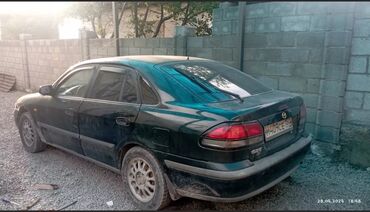 мазла 626: Mazda 626: 1998 г., 1.8 л, Механика, Бензин, Хэтчбэк