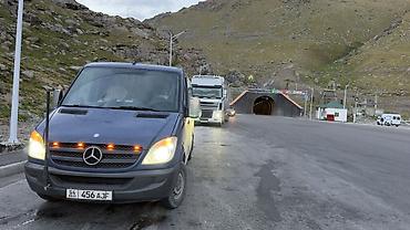 нур мото: Mercedes-Benz Спринтер: 2009 г., 2.2 л, Механика, Дизель, Фургон — 2