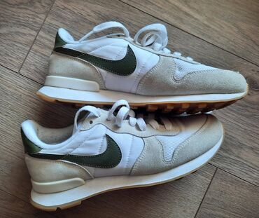 trenerke za devojcice h: Nike, Size - 36