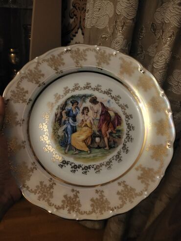 keks qabları: Tort və şiriniyyat qabı, Farfor, Almaniya