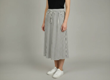 sandały na koturnie ccc 2018: Women`s skirt, size S