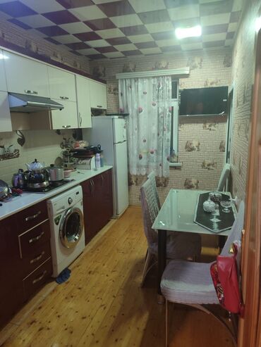 Köhnə tikili: Sumqayıt, 4 otaqlı, Köhnə tikili, 84 kv. m — 4