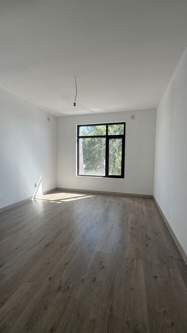 Другая коммерческая недвижимость: Коммерческое здание у дороги - Отдельно стоящее 3‑этажное здание с — 24