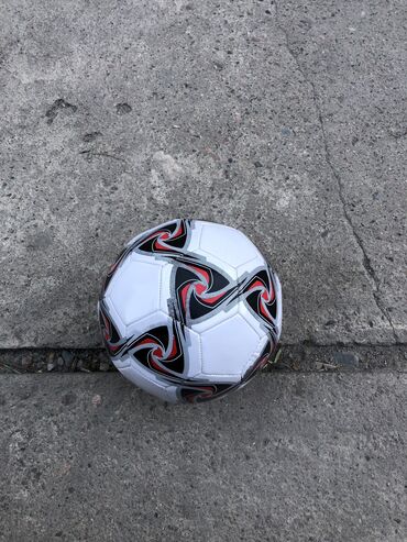 мяч футбольные: Мяч в продаже ! Окончательно 450с💸