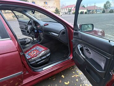 BMW: BMW 5 Series (E39) sedan - Kuzov: sedan, tünd qırmızı rəng - Ban — 7