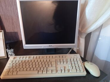 optik modemler: Tam stolüstü kompüter dəsti Komponentlər: - Monitor: Acer AL1717, 17"
