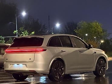 мишлен: Lixiang L7: 2023 г., 1.5 л, Автомат, Гибрид, Кроссовер — 3