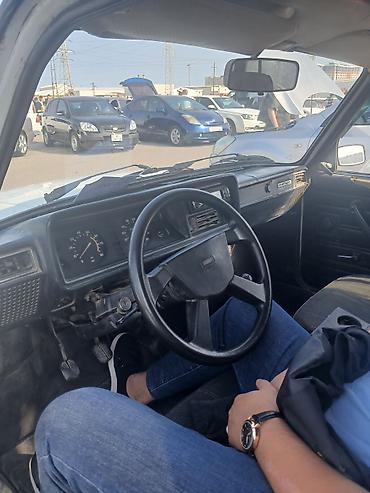 VAZ (LADA): VAZ 2104 universal, ağ rəng. - Kuzov: 5 qapılı universal kuzov — 5