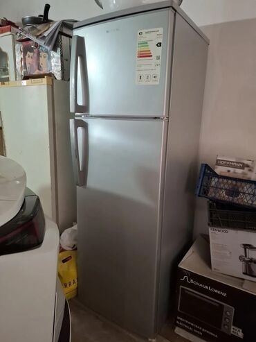 Mikrodalğalı sobalar: İşlənmiş 2 qapılı Soyuducu Satılır, rəng - Gümüşü, Dispenserli