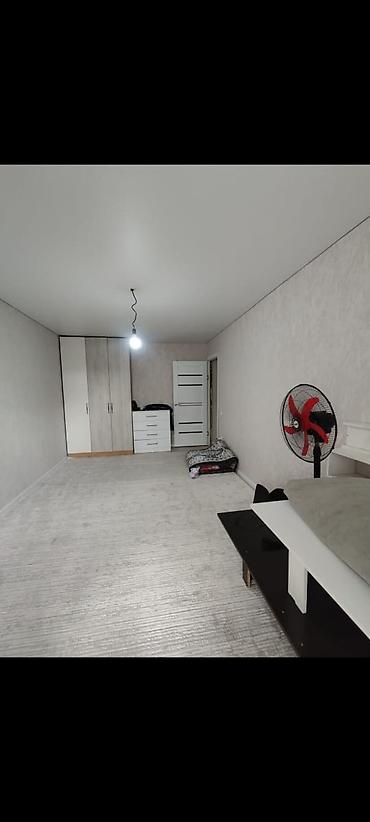 2 комнаты, 42 м², 6 мкр 104 серия, 3 этаж, Косметический ремонт