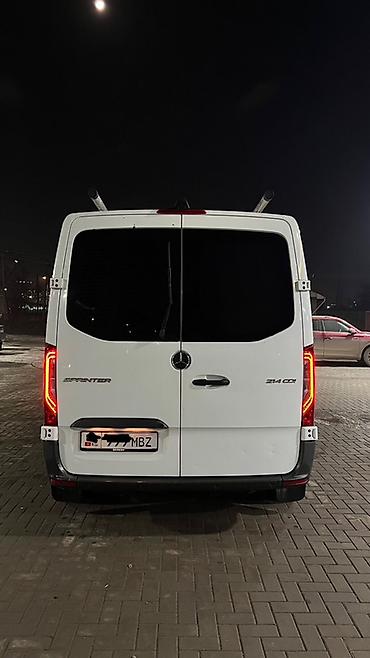 Легкий грузовой транспорт: Легкий грузовик, Mercedes-Benz, Стандарт — 5