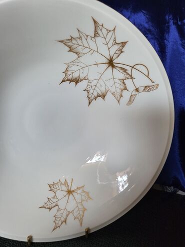 Činije: Cinija Freiberger porcelan Nemacka iz 1950g+. Cinija je perfektna sve na lalafo.rs — 4 Činije: Cinija Freiberger porcelan Nemacka iz 1950g+. Cinija je perfektna sve — 4