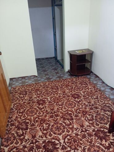 сдается частный дом восток 5: 40 м², 3 комнаты, Подвал, погреб, Забор, огорожен