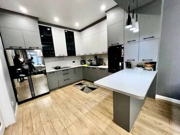 Продажа домов: 5 и более комнат, 162 м², Элитка, 3 этаж, Евроремонт