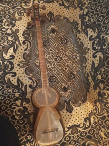 Tar: Tar uçebnidir üzü simləri ve tacı deyişlmelidir 100 manatadır isdeyen — 1