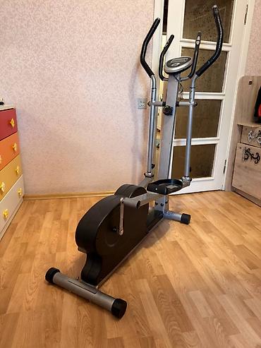 İdman və istirahət: Elliptik trenajor - 180AZN Elan mətni: 🏋️ Elliptik trenajor satılır — 2