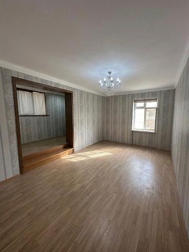 xirdalan kiraye: Qara Qarayev metrosunun çıxışı, Sevinc MALL-ın yanında, köhnə tikili — 1