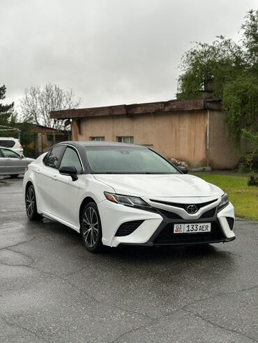 машина kg бишкек тойота: Toyota Camry: 2018 г., 2.5 л, Автомат, Бензин, Седан